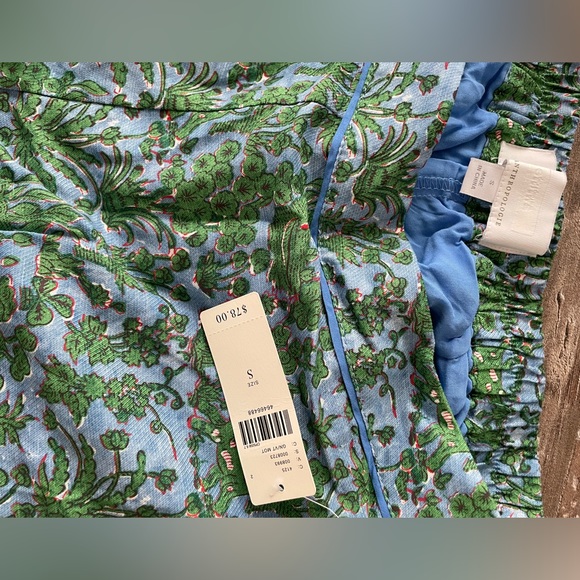 Anthro Patterned Flowy Shorts - Picture 2 of 3